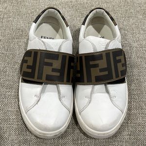 Authentic Fendi Girl’s sneakers Size 28